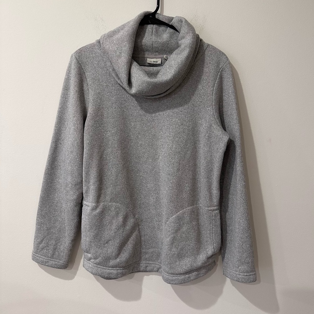 L.L. Bean Womens gray cowl neck pullover soft sweater size small